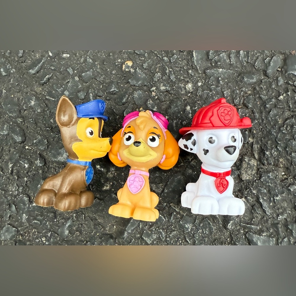 LOT OF 3 Paw Patrol Hero Pup Paw Topper Mini figures Toys